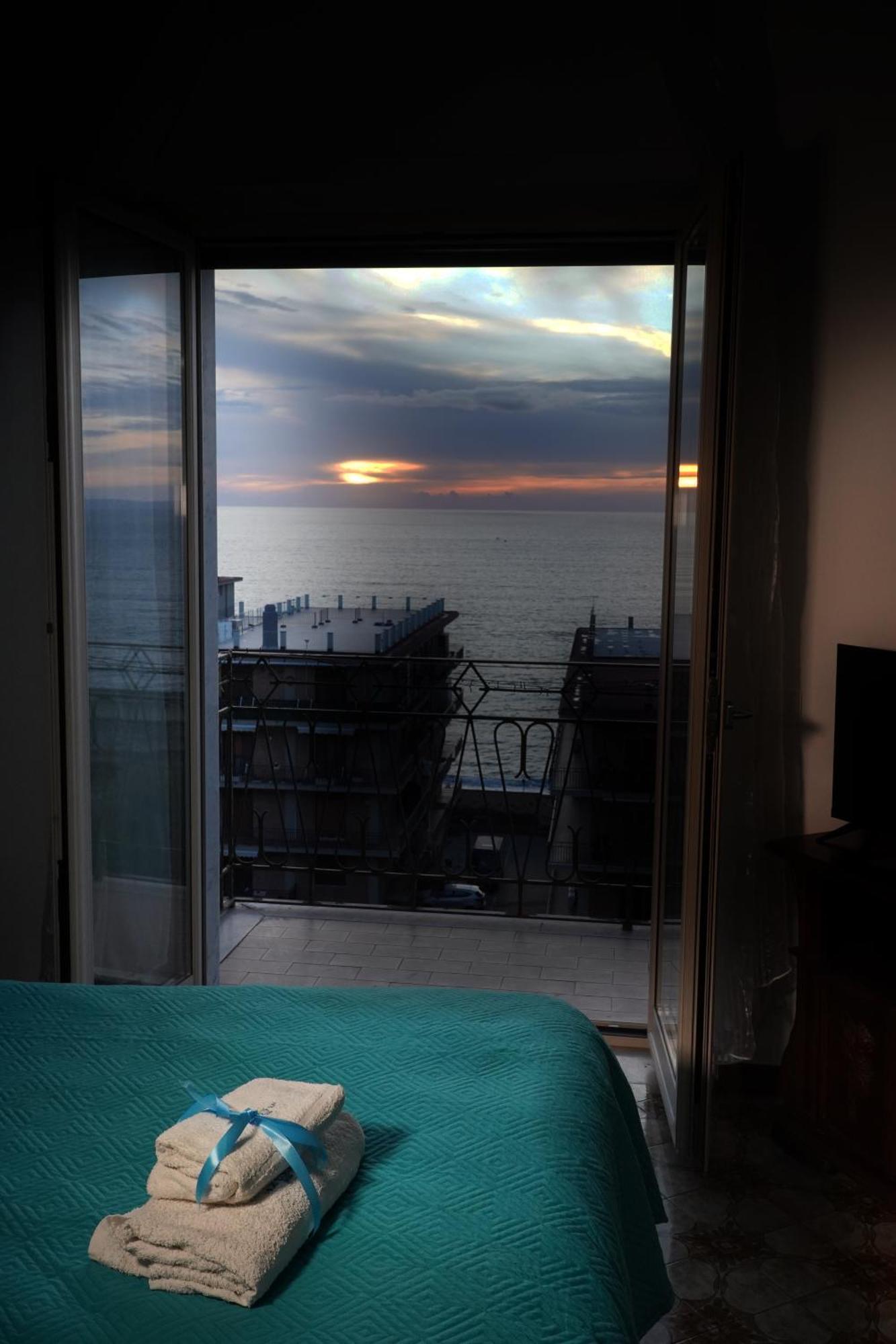 House Of Sun 2016 Leilighet Castellammare di Stabia Eksteriør bilde